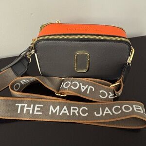 Marc Jacobs The Snapshot Crossbody Bag Dupe